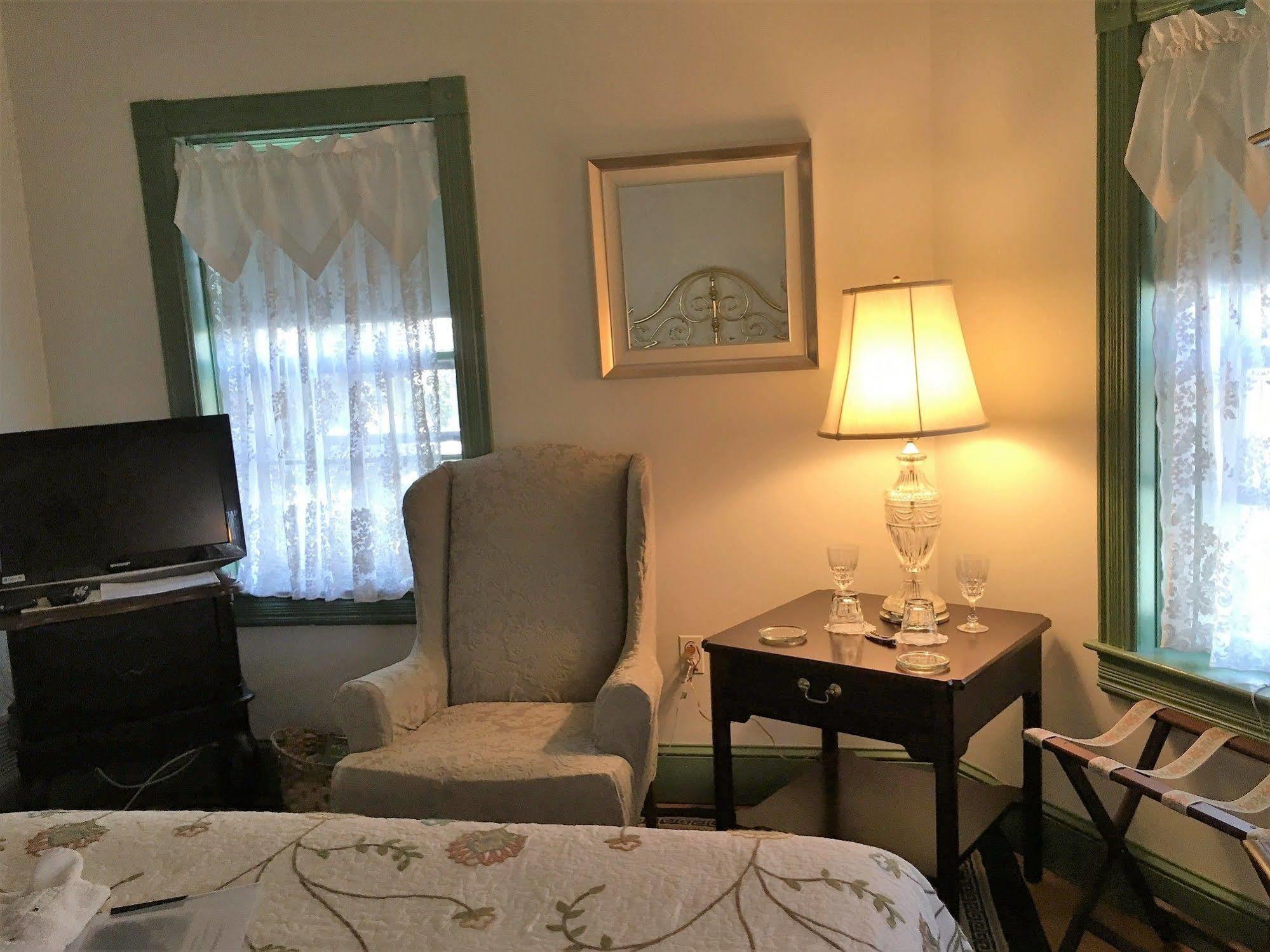 Parsonage Inn Bed&Breakfast Saint Michaels Exterior foto