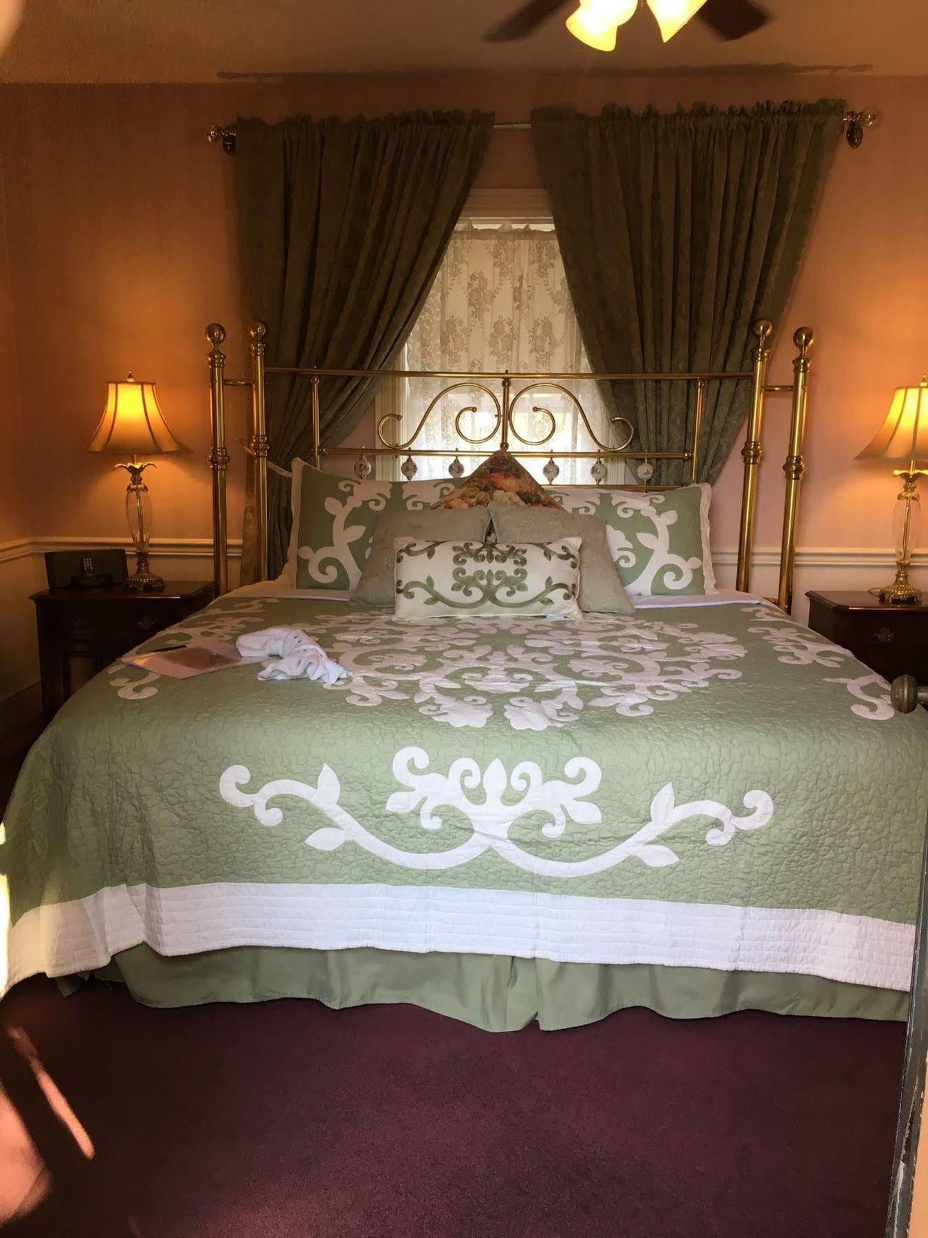 Parsonage Inn Bed&Breakfast Saint Michaels Exterior foto